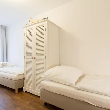 Pazific - Versteck Am Strom *